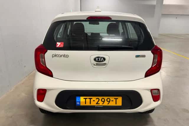 Kia Picanto (2018) thumbnail 4