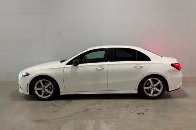 Mercedes-Benz A-Klasse (2022) thumbnail 2
