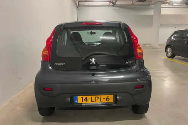 Peugeot 107 (2010) thumbnail 6