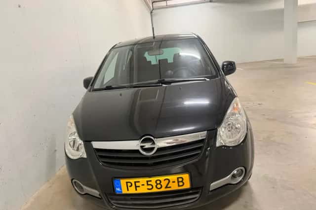 Opel Agila (2008) thumbnail 3