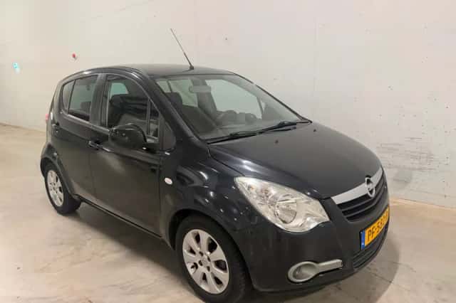 Opel Agila (2008) thumbnail 6
