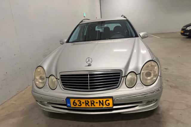 Mercedes-Benz E-Klasse (2005) thumbnail 5