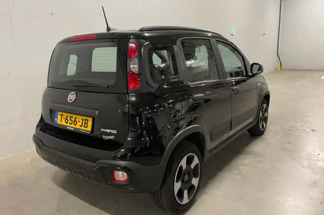 Fiat Panda (2022) thumbnail 3