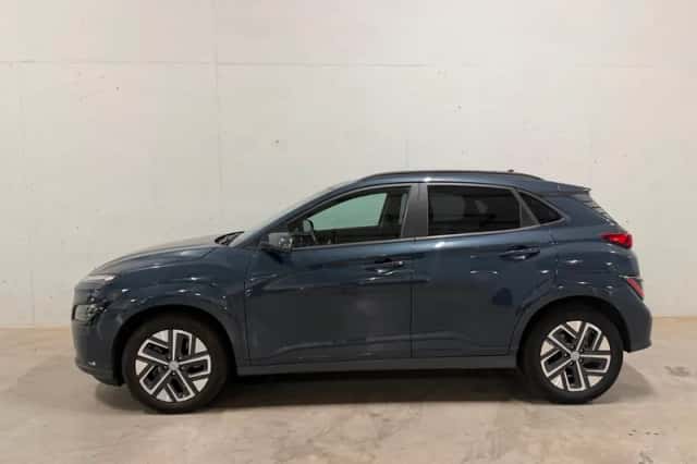 Hyundai Kona (2023) thumbnail 2