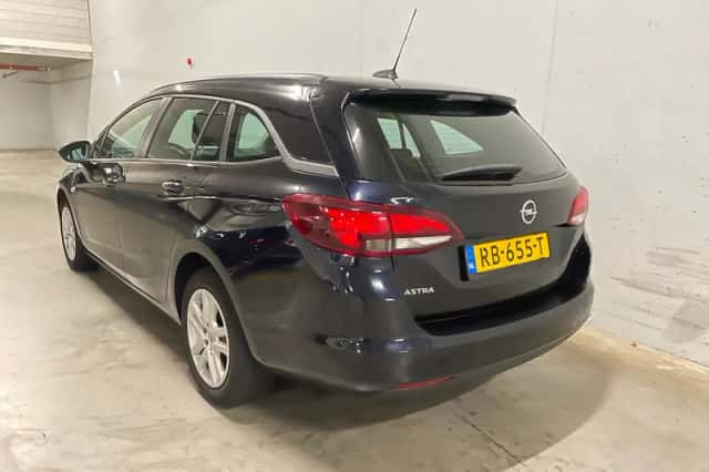 Opel Astra Sports Tourer (2017) thumbnail 5