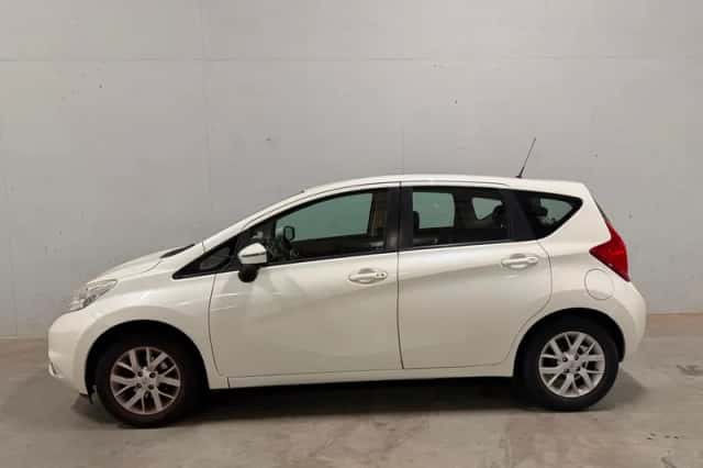 Nissan Note (2013) thumbnail 2