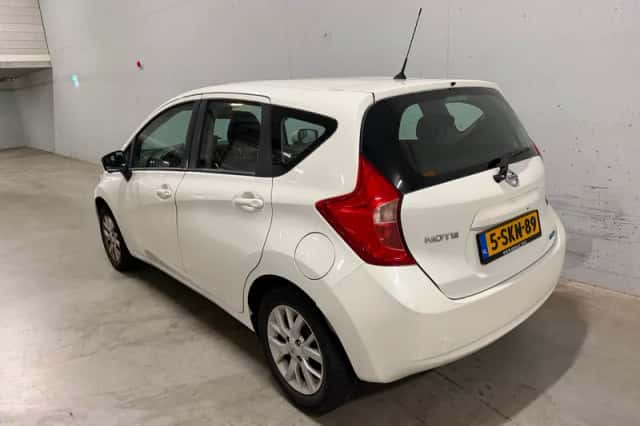 Nissan Note (2013) thumbnail 4