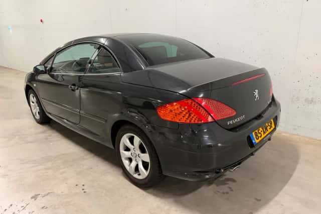 Peugeot 307 CC (2007) thumbnail 4