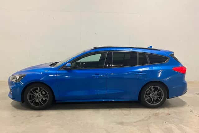 Ford Focus (2019) thumbnail 2