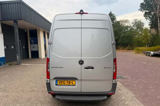 Mercedes-Benz Sprinter (2020) thumbnail 3