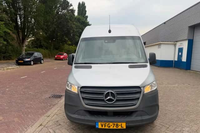Mercedes-Benz Sprinter (2020) thumbnail 5