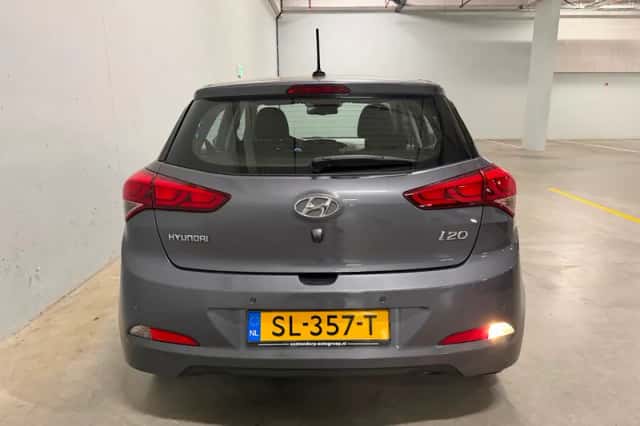 Hyundai i20 (2018) thumbnail 3