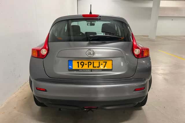 Nissan Juke (2011) thumbnail 3