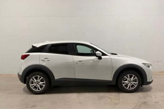 Mazda CX-3 (2016) thumbnail 1