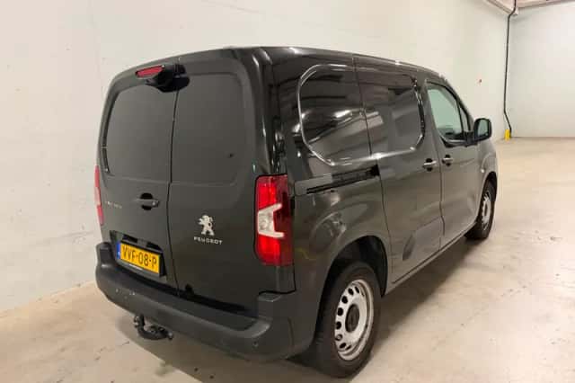 Peugeot Partner (2023) thumbnail 3