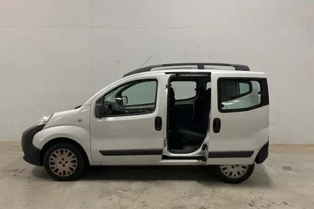 Peugeot Bipper Tepee (2010) thumbnail 1