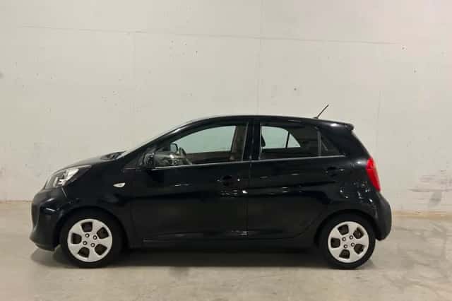 Kia Picanto (2016) thumbnail 2