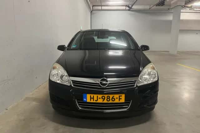 Opel Astra (2008) thumbnail 5