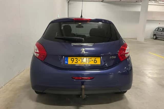 Peugeot 208 (2012) thumbnail 6