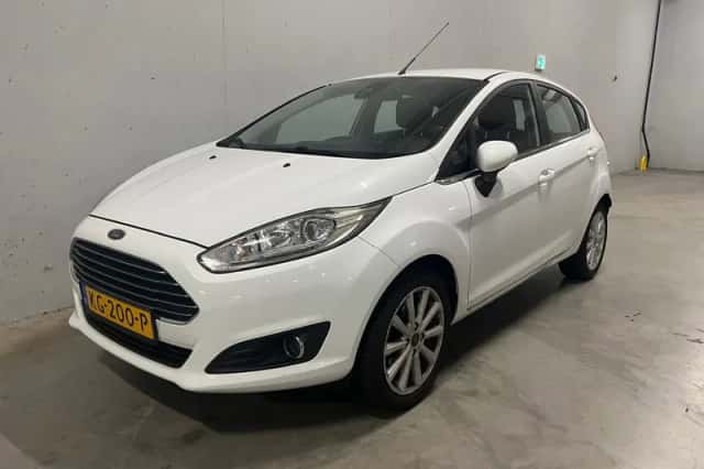 Ford Fiesta (2016) thumbnail 4