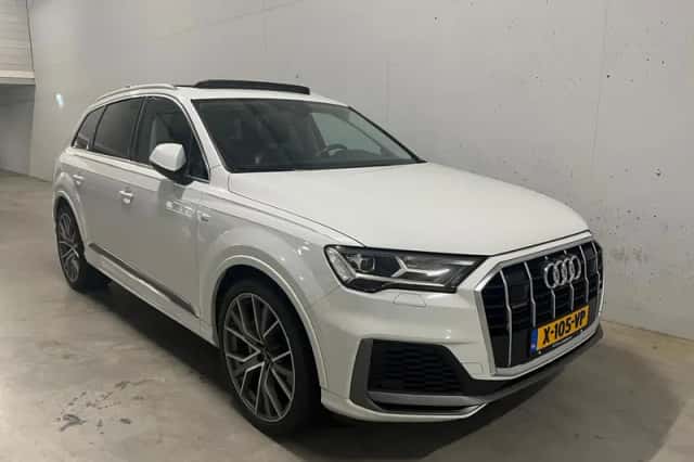 Audi Q7 (2020) thumbnail 3