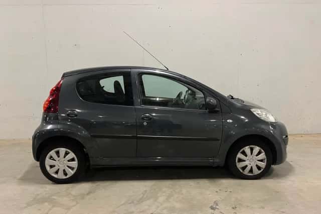 Peugeot 107 (2012) thumbnail 4