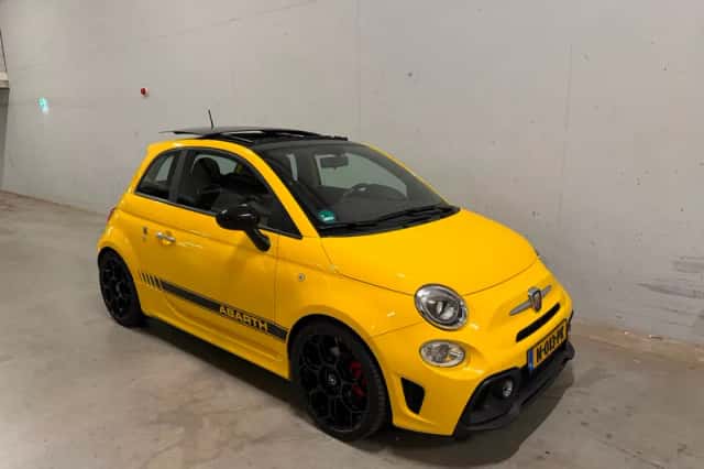 Fiat 500 (2017) thumbnail 5