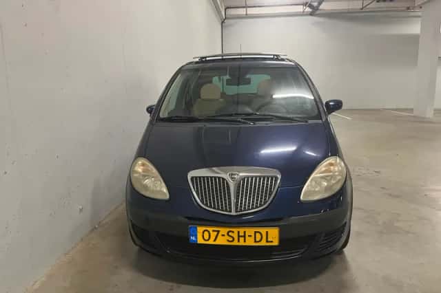 Lancia Musa (2006) thumbnail 5