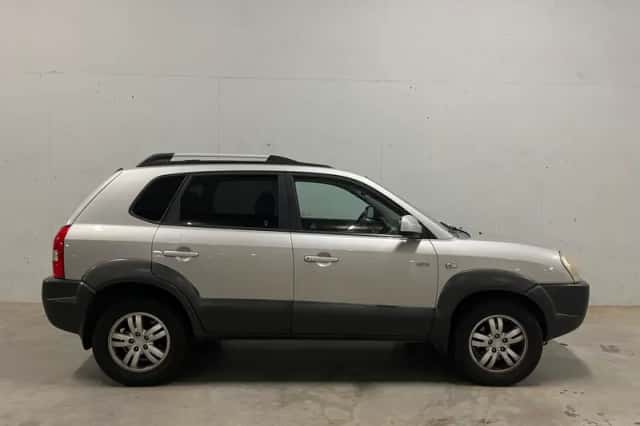 Hyundai Tucson (2006) thumbnail 1