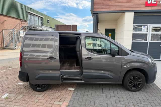 Citroën Berlingo (2021) thumbnail 3