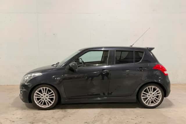 Suzuki Swift (2013) thumbnail 1