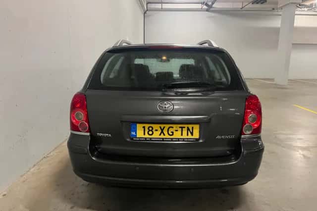 Toyota Avensis (2007) thumbnail 6