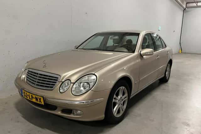 Mercedes-Benz E-Klasse (2003) thumbnail 3
