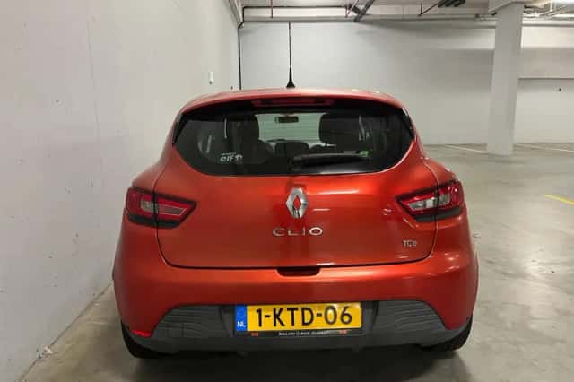 Renault Clio (2013) thumbnail 5