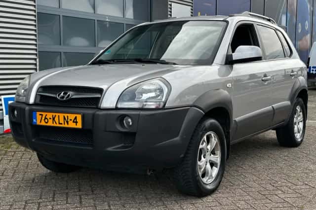 Hyundai Tucson (2010) thumbnail 4