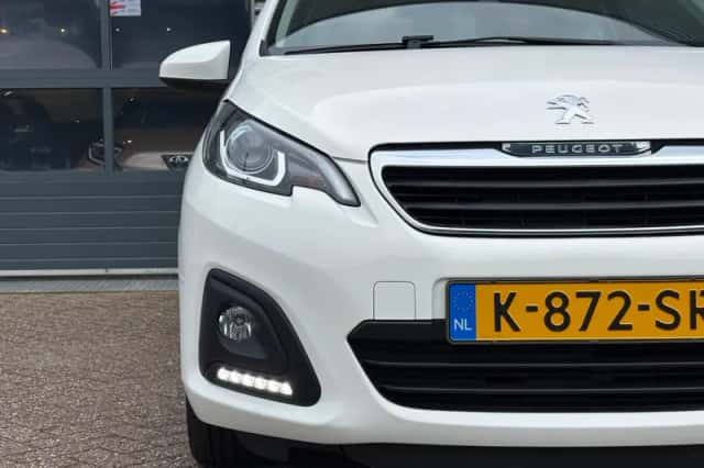 Peugeot 108 (2021) thumbnail 6