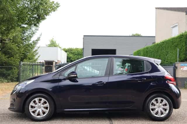Peugeot 208 (2015) thumbnail 4