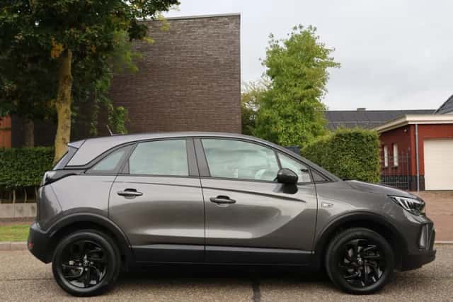 Opel Crossland (2021) thumbnail 2