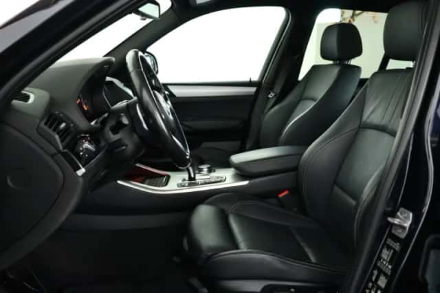 BMW X3 (2017) thumbnail 3