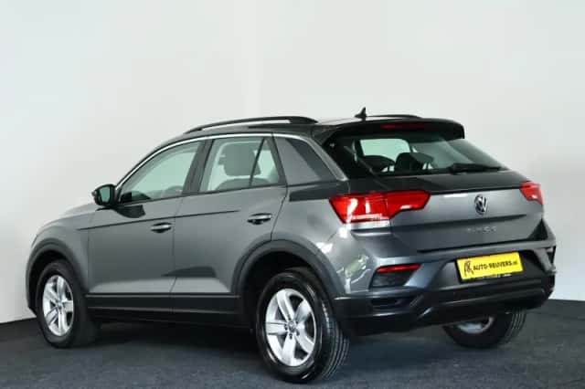 Volkswagen T-Roc (2017) thumbnail 6