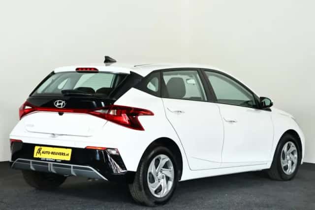 Hyundai i20 (2020) thumbnail 2