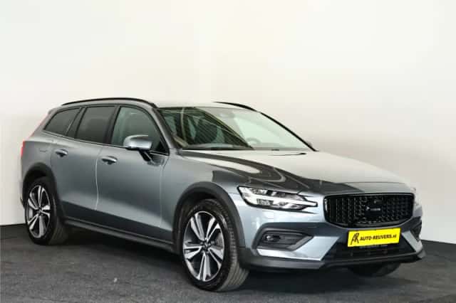 Volvo V60 (2020) thumbnail 5