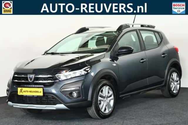 Dacia Sandero Stepway (2021) thumbnail 1