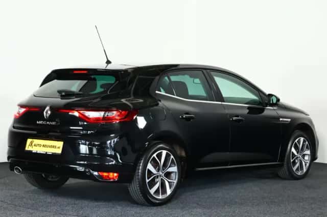 Renault Mégane (2016) thumbnail 2
