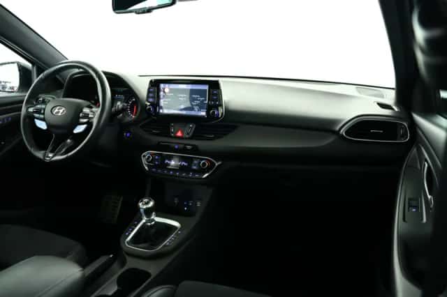 Hyundai i30 (2019) thumbnail 3