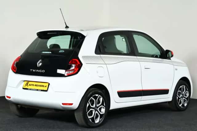 Renault Twingo (2019) thumbnail 2