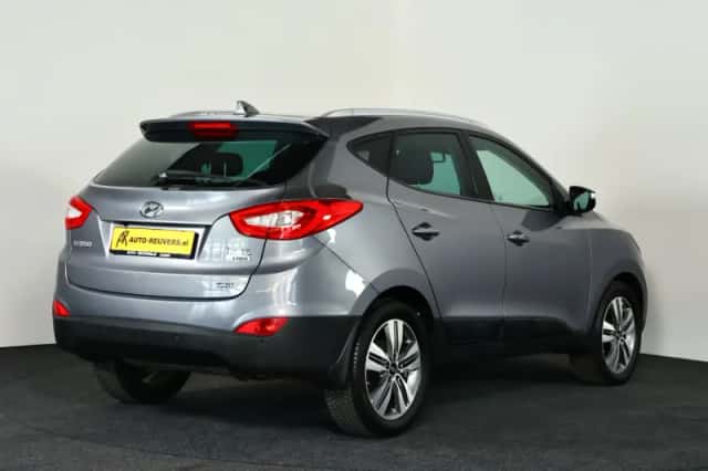 Hyundai ix35 (2010) thumbnail 2