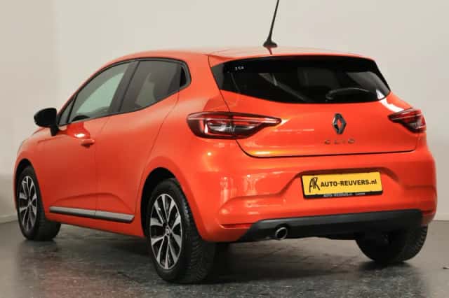 Renault Clio (2020) thumbnail 6