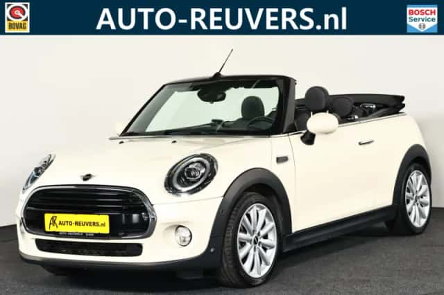 MINI Cabrio (2018) thumbnail 1