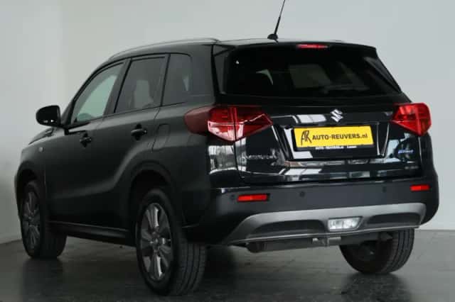 Suzuki Vitara (2024) thumbnail 6